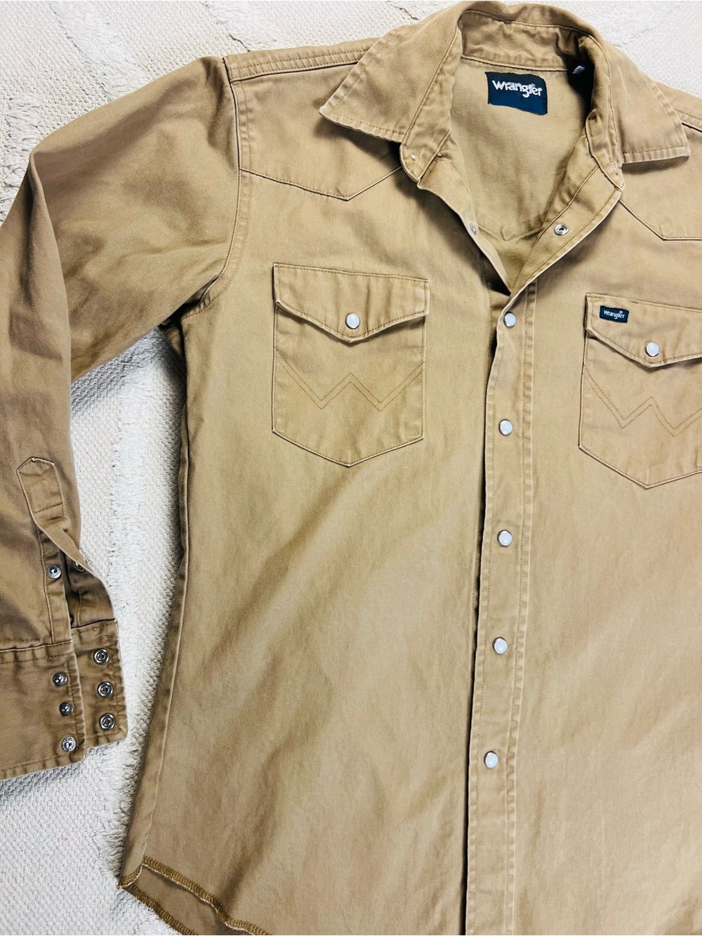 Classic Wrangler Western Snap Shirt – Tan “Rawhide” – Size M